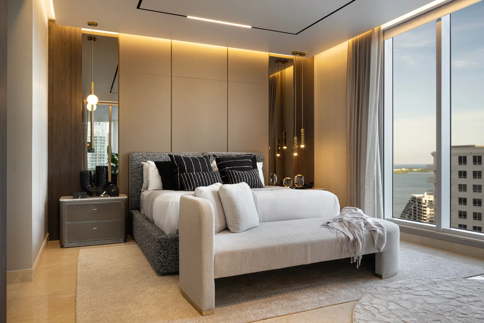 Chiaroscuro Residence — lounge with sculptural lighting